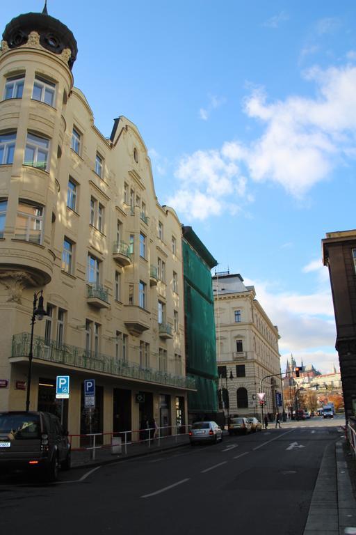 Best Place In Прага Екстериор снимка