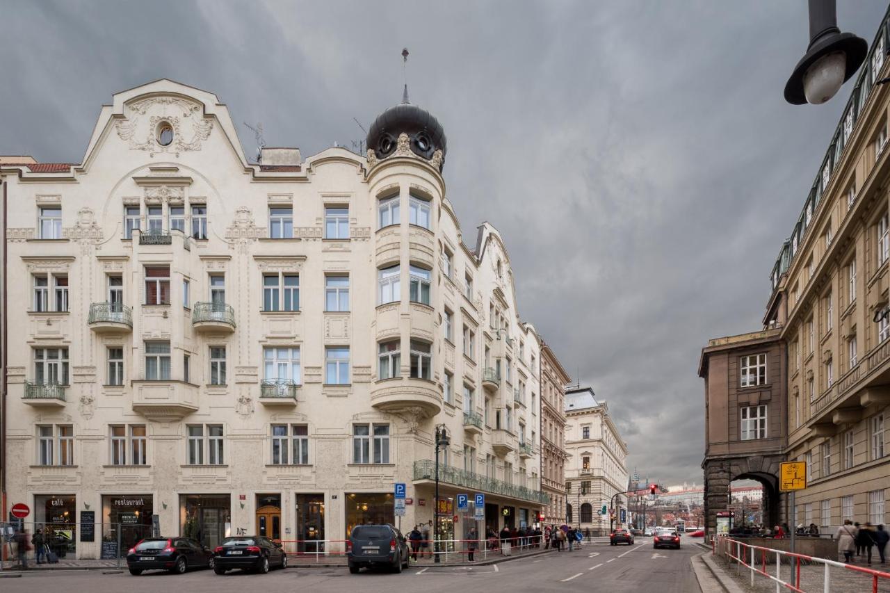 Best Place In Прага Екстериор снимка